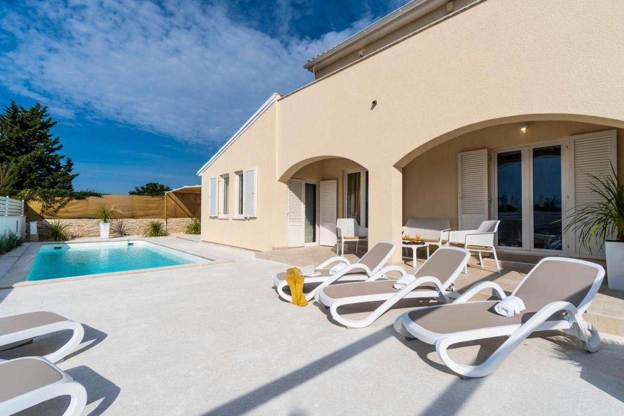 Villa Ostone Pola Esterno foto