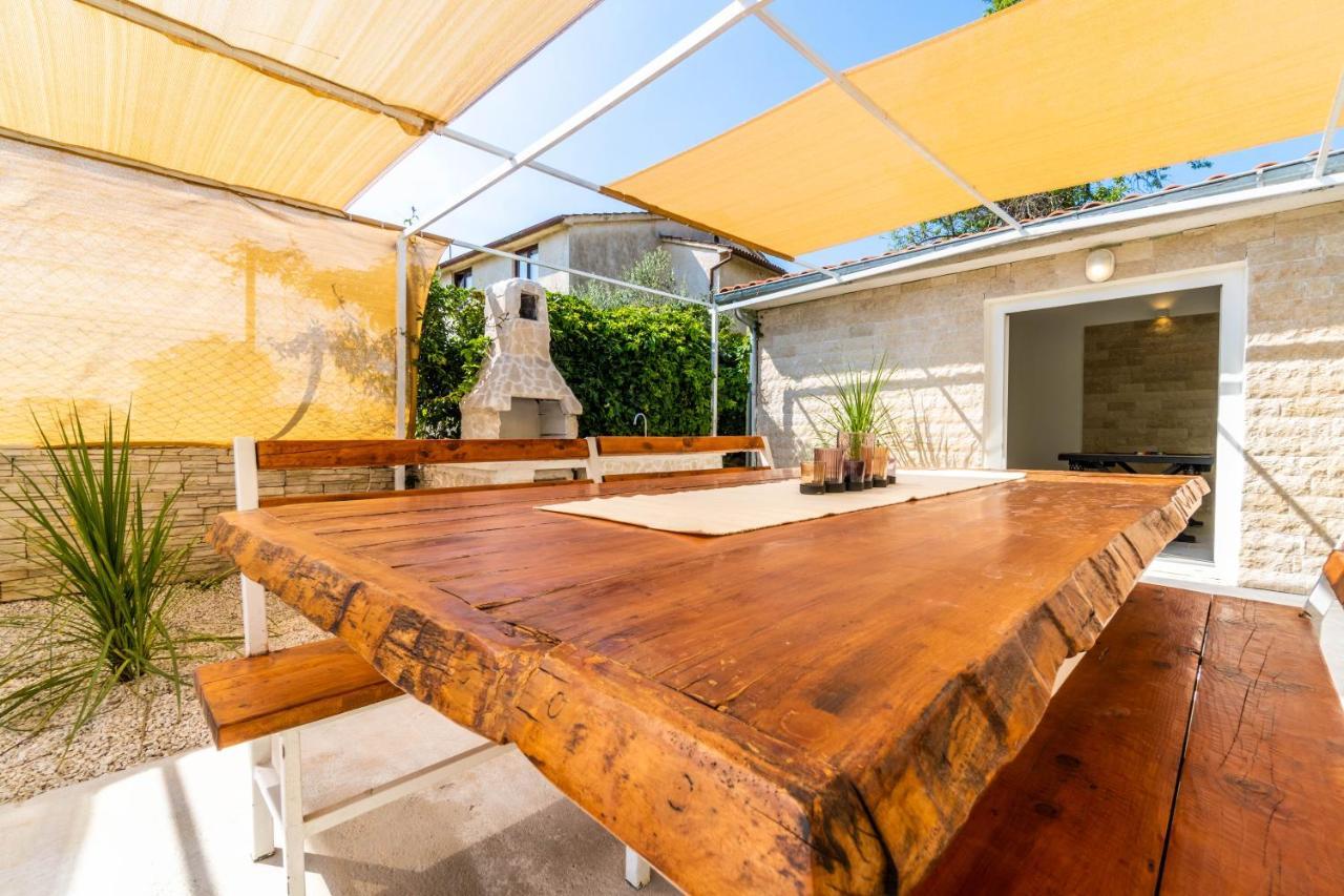 Villa Ostone Pola Esterno foto